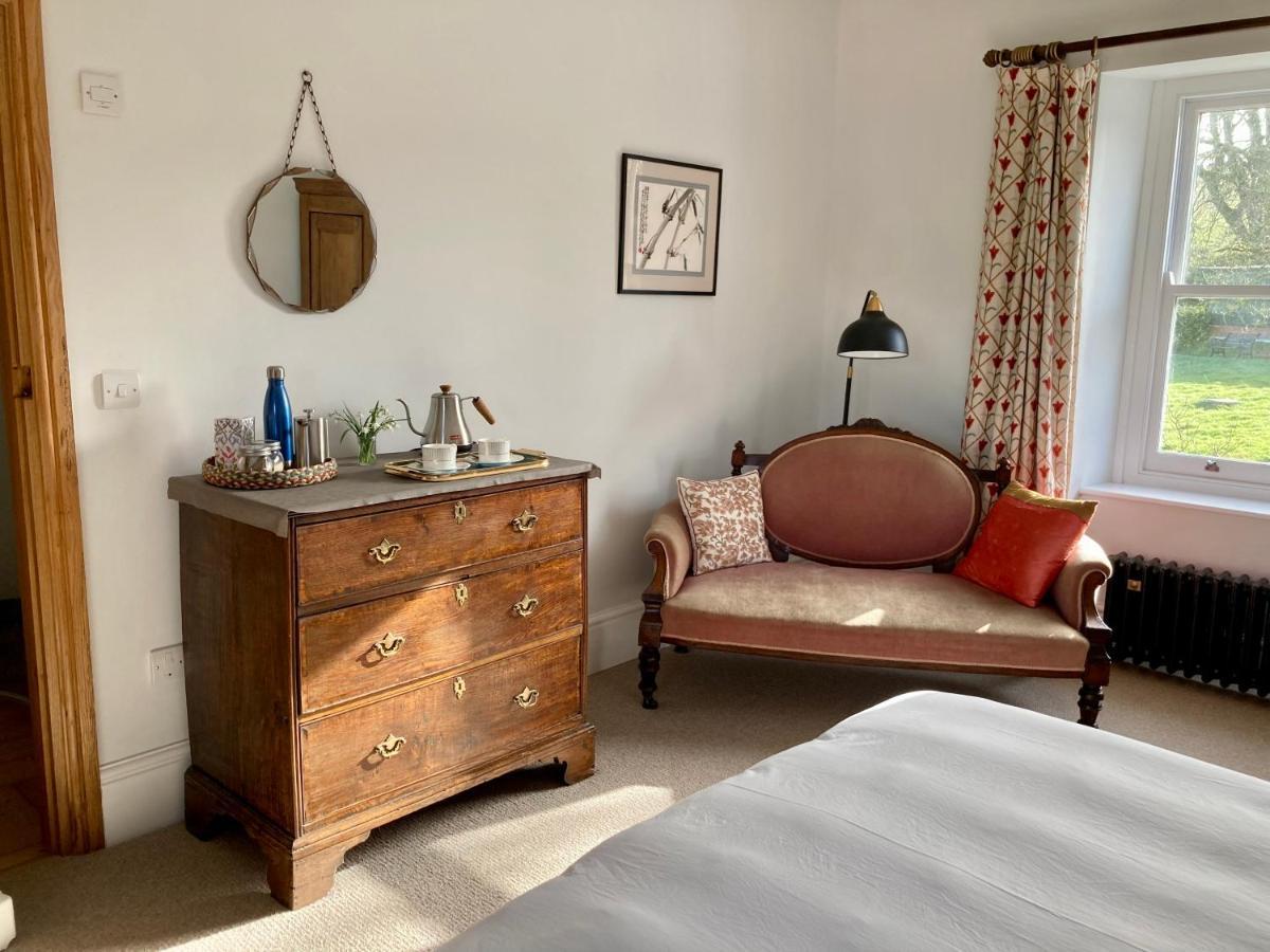 Frizenham Farmhouse Little Torrington 外观 照片