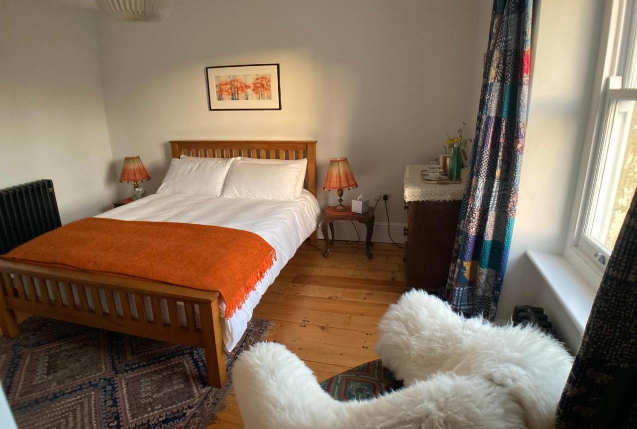 Frizenham Farmhouse Little Torrington 外观 照片